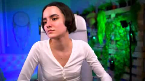 katewillows online show from March 2, 7:15 am