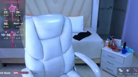 Snapshot of katha03_ chatting on September 23, 8:56 pm katha03_ online show from September 23, 8:56 pm