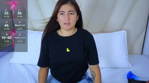 Snapshot of katha03_ chatting on October 21, 1:23 pm katha03_ online show from October 21, 1:23 pm