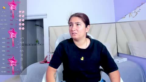 Snapshot of katha03_ chatting on May 18, 8:14 pm katha03_ online show from May 18, 8:14 pm