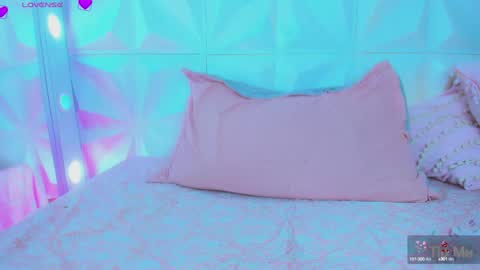 Snapshot of kathalinaxvip chatting on January 19, 5:28 pm katha online show from January 19, 5:28 pm