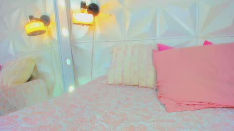 Snapshot of kathalinaxvip chatting on January 26, 5:55 pm katha online show from January 26, 5:55 pm