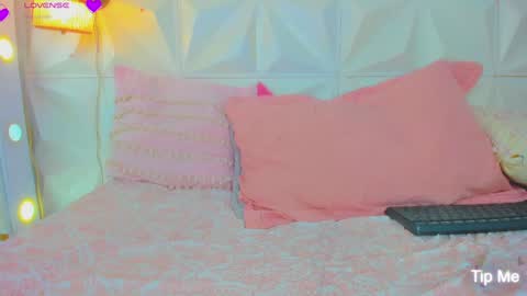 Snapshot of kathalinaxvip chatting on February 1, 4:22 pm katha online show from February 1, 4:22 pm