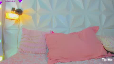 Snapshot of kathalinaxvip chatting on February 1, 7:23 pm katha online show from February 1, 7:23 pm