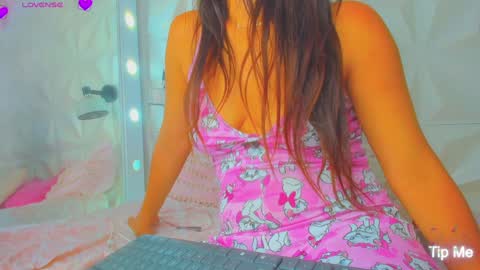 Snapshot of kathalinaxvip chatting on February 3, 4:31 pm katha online show from February 3, 4:31 pm