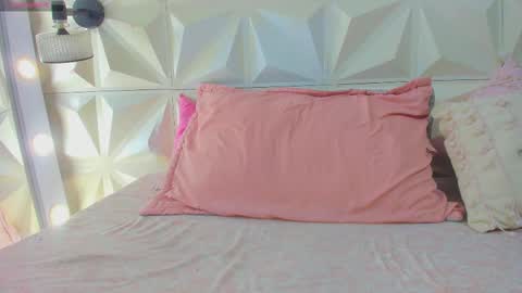 Snapshot of kathalinaxvip chatting on November 18, 1:11 am katha online show from November 18, 1:11 am