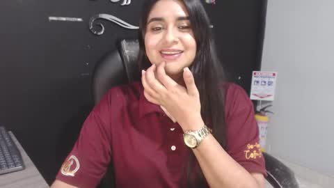 Snapshot of kathe0v chatting on March 7, 1:13 am Call me Lau online show from March 7, 1:13 am