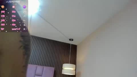 Snapshot of kathe_asian chatting on December 19, 11:50 am online show from December 19, 11:50 am