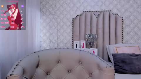 Snapshot of katherine_glow chatting on April 29, 11:25 am KATHE online show from April 29, 11:25 am