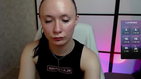 katherine_reinhart online show from October 15, 3:45 pm