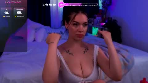 Snapshot of katherineswan chatting on June 26, 7:40 pm Katherine Swan online show from June 26, 7:40 pm