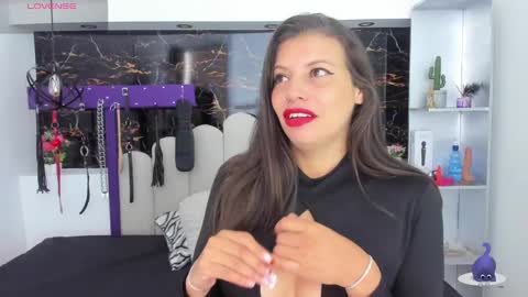 Kathia online show from February 12, 1:48 pm