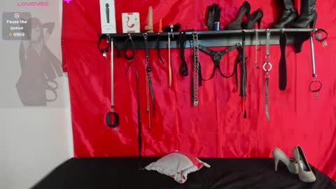 Kathia online show from February 27, 5:15 pm