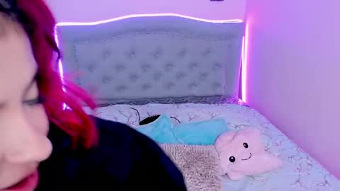 Snapshot of kathia_saenz chatting on January 25, 12:47 pm Kathia online show from January 25, 12:47 pm