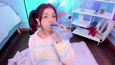 Snapshot of kathia_saenz chatting on September 11, 3:39 am Kathia online show from September 11, 3:39 am