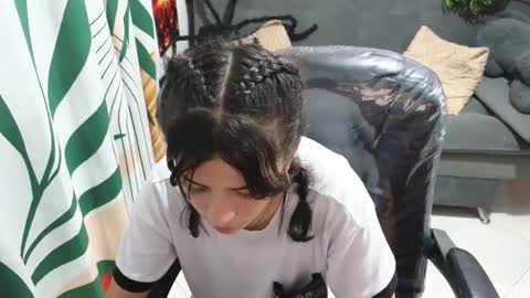 kathie_lozada online show from October 21, 3:51 am