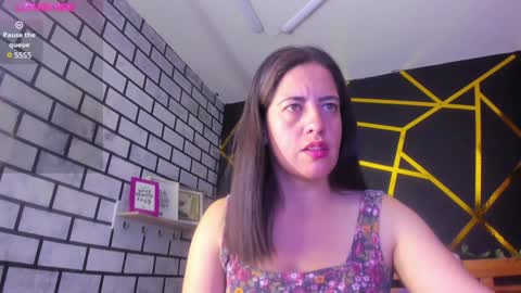 Snapshot of kathina_giraldo chatting on December 4, 12:58 pm Paola online show from December 4, 12:58 pm