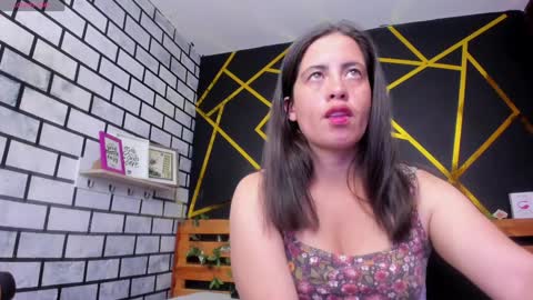 Snapshot of kathina_giraldo chatting on January 15, 3:39 pm Paola online show from January 15, 3:39 pm