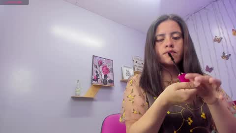 Snapshot of kathina_giraldo chatting on January 17, 12:52 pm Paola online show from January 17, 12:52 pm