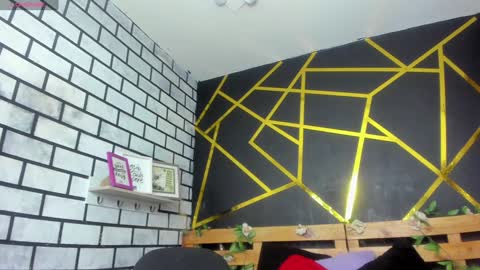 Snapshot of kathina_giraldo chatting on January 18, 1:40 pm Paola online show from January 18, 1:40 pm