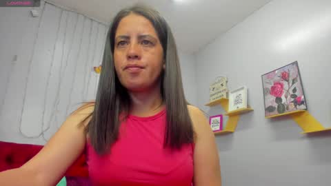 Snapshot of kathina_giraldo chatting on January 24, 12:41 pm Paola online show from January 24, 12:41 pm