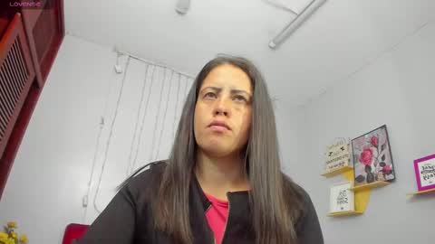 Snapshot of kathina_giraldo chatting on March 12, 12:26 pm Paola online show from March 12, 12:26 pm