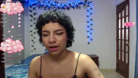 Snapshot of kathina_t chatting on October 22, 8:52 pm kathina online show from October 22, 8:52 pm