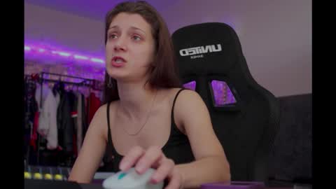 Snapshot of kathleen_frost chatting on September 23, 6:49 am kathleen_frost online show from September 23, 6:49 am