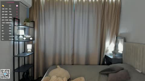 Lola online show from February 18, 4:08 am