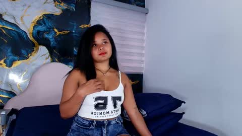 Snapshot of kathy19_1 chatting on May 25, 7:20 pm kathy19_1 online show from May 25, 7:20 pm