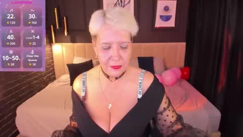 Snapshot of kathy_sunn chatting on February 21, 6:09 pm Kathy online show from February 21, 6:09 pm