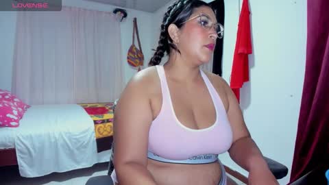 Snapshot of kathya_rabbit chatting on October 10, 2:10 am Kathye online show from October 10, 2:10 am