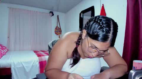 Snapshot of kathya_rabbit chatting on October 16, 2:56 am Kathye online show from October 16, 2:56 am