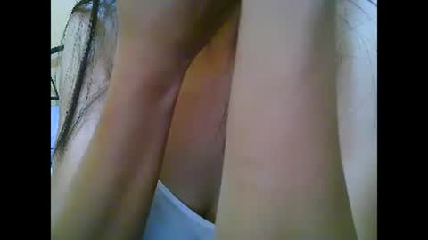 Snapshot of kathyfantasylover chatting on December 13, 11:39 pm kathy online show from December 13, 11:39 pm