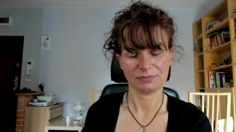 KATHY online show from October 25, 1:51 pm