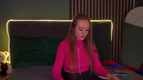 Snapshot of kathystewart chatting on September 12, 1:44 pm Kathy online show from September 12, 1:44 pm