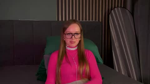 Snapshot of kathystewart chatting on November 4, 2:27 pm Kathy online show from November 4, 2:27 pm