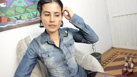 Snapshot of katia_12_ chatting on February 2, 10:28 pm katia_12_ online show from February 2, 10:28 pm