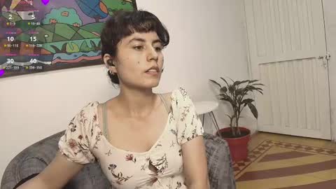 Snapshot of katia_12_ chatting on February 20, 1:36 am katia_12_ online show from February 20, 1:36 am