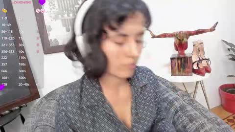 Snapshot of katia_12_ chatting on March 5, 12:27 am katia_12_ online show from March 5, 12:27 am