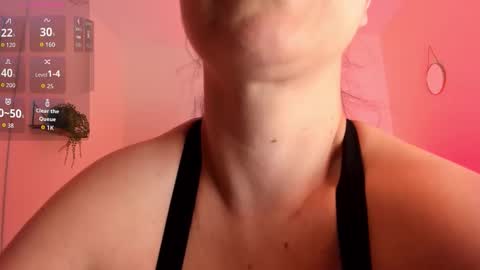 Snapshot of katia_gh chatting on January 7, 11:45 am Katia online show from January 7, 11:45 am