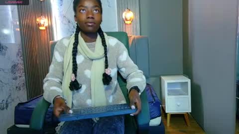 Snapshot of katia_green chatting on October 6, 11:40 am Katia online show from October 6, 11:40 am