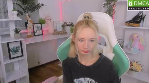 Katia  online show from October 23, 5:51 am