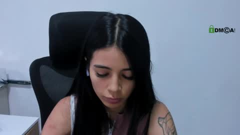 Snapshot of katia_sex25 chatting on May 23, 4:11 pm Katia online show from May 23, 4:11 pm