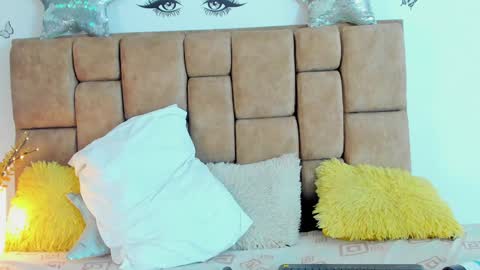 Katia Cuper  online show from January 5, 8:31 pm