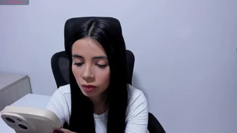 Katia online show from January 16, 4:44 pm