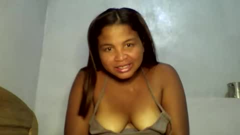 katibeauty00 online show from April 11, 6:51 am