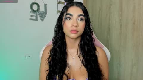 Katie online show from November 6, 7:48 pm