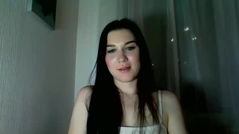 Snapshot of katie_foxi chatting on May 3, 7:09 pm katie_foxi online show from May 3, 7:09 pm