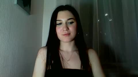 Snapshot of katie_foxi chatting on May 10, 10:15 pm katie_foxi online show from May 10, 10:15 pm